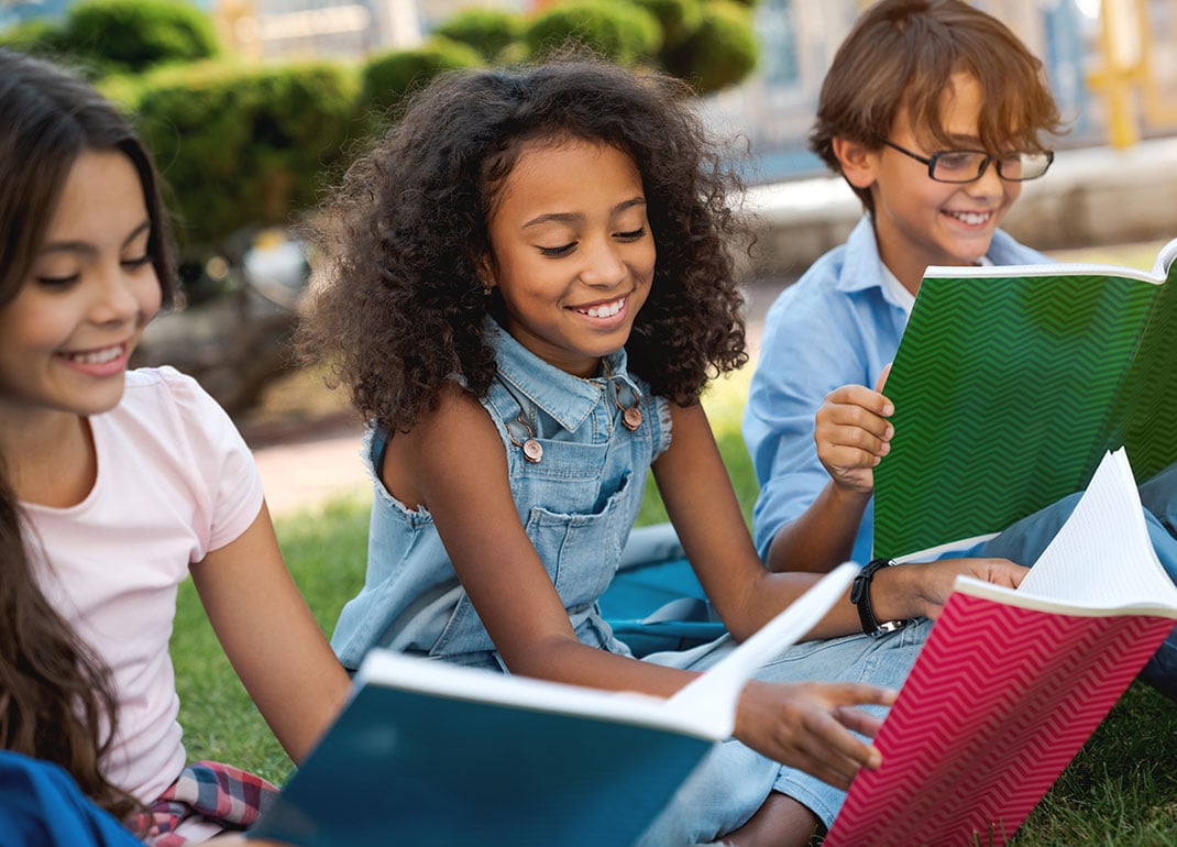 students-reading-outside students-reading-outside